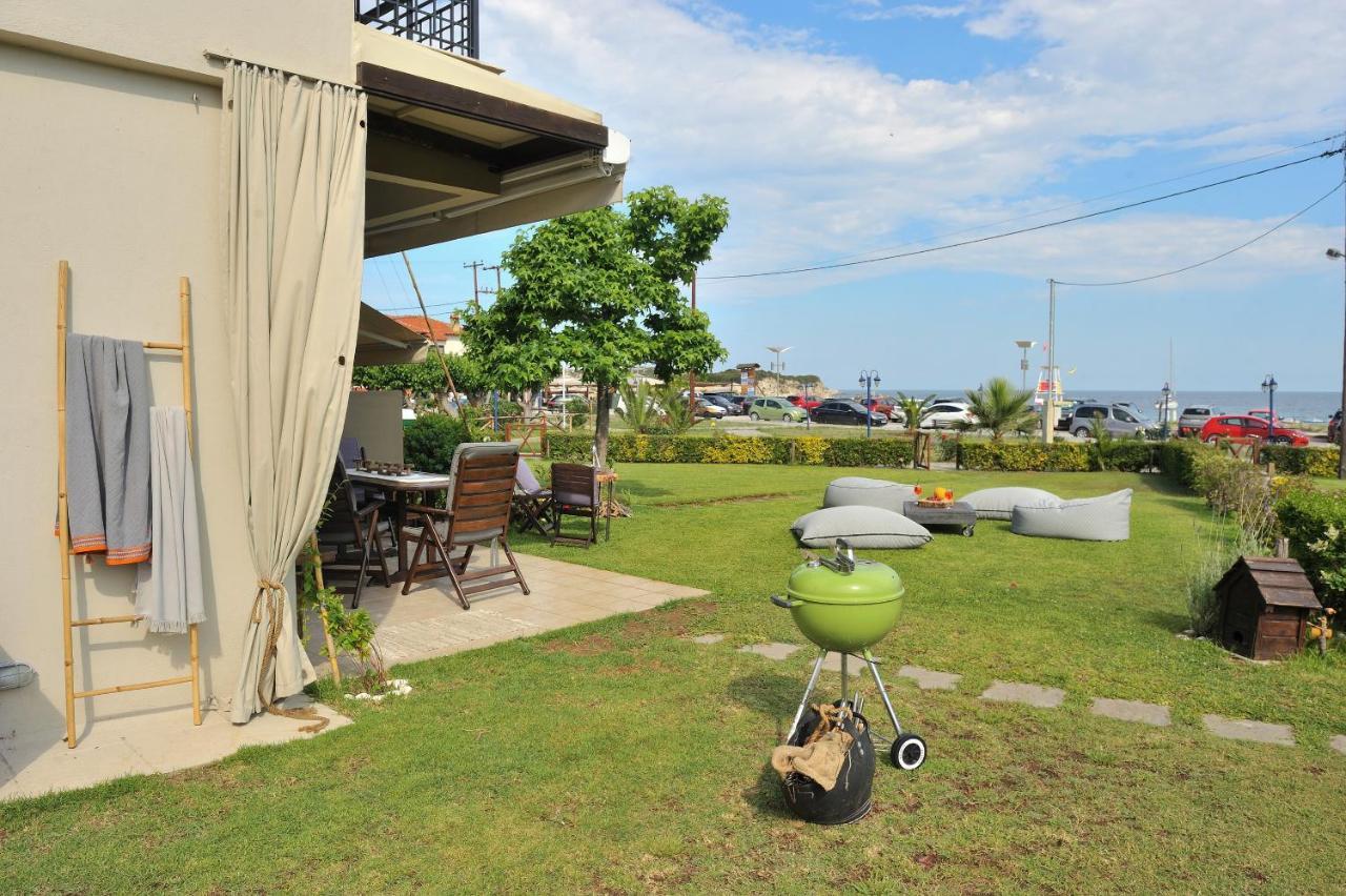 Seathon Seafront Beach Villa In Kalamitsi Bagian luar foto