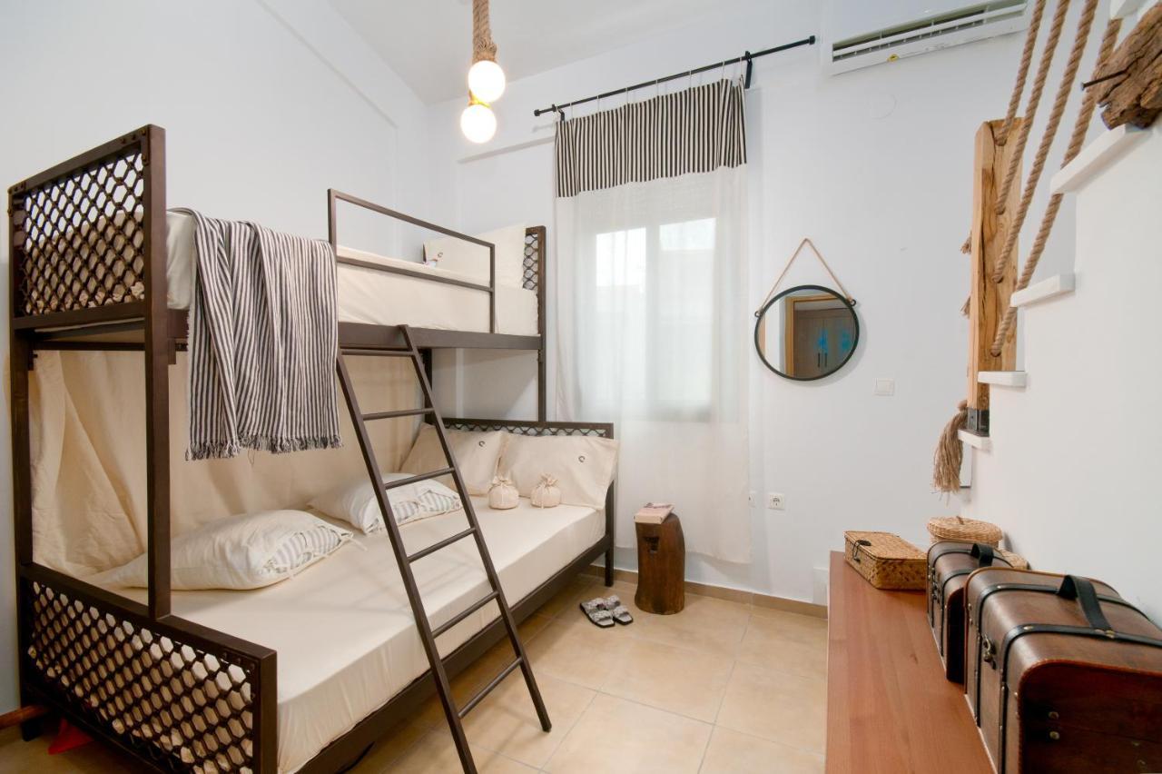 Seathon Seafront Beach Villa In Kalamitsi Bagian luar foto