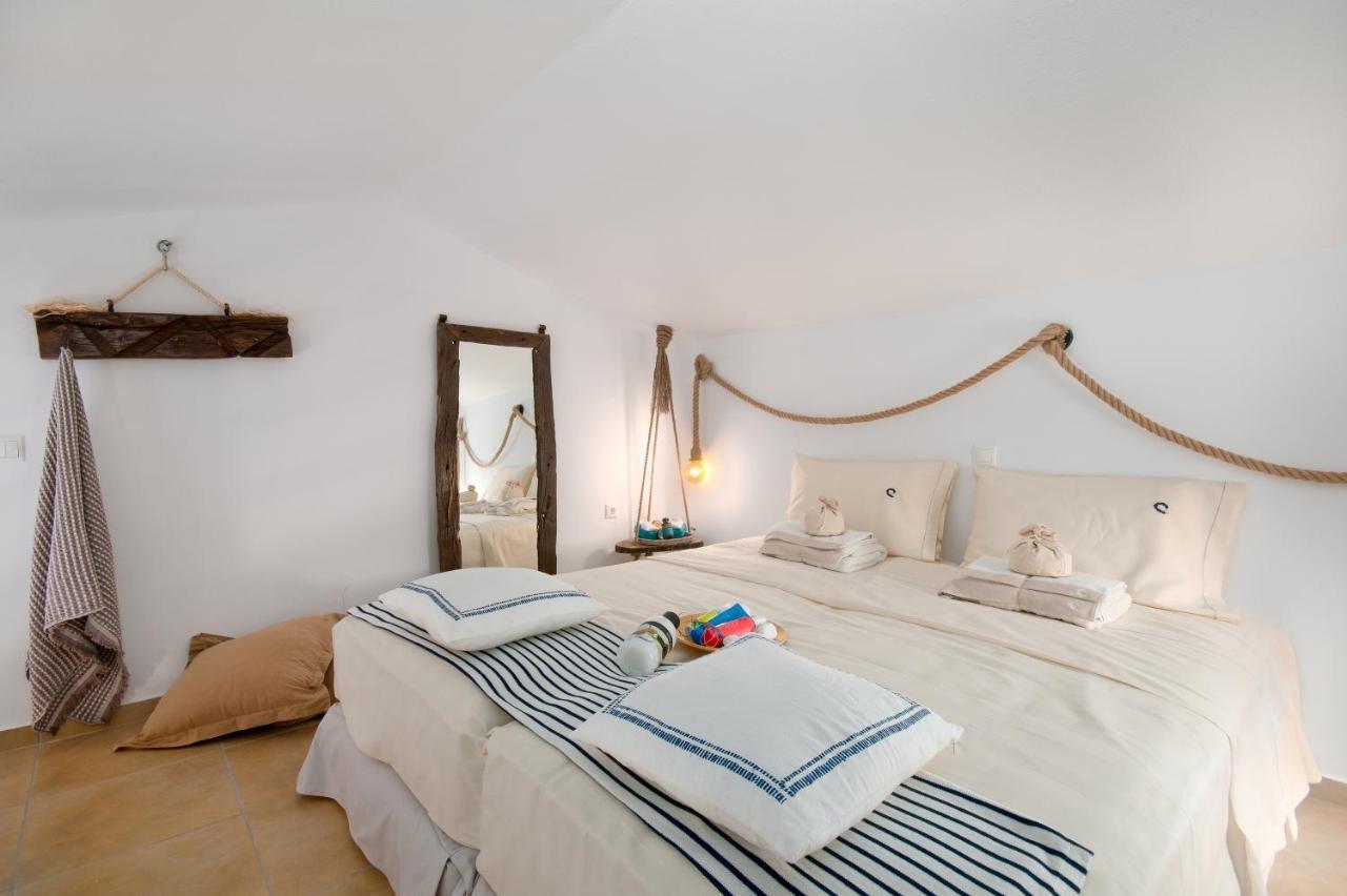 Seathon Seafront Beach Villa In Kalamitsi Bagian luar foto